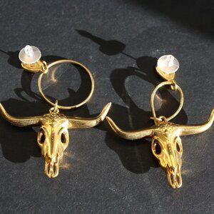 Vintage Cow/Bull Buffalo Skull Earrings Western Cowgirl Jewelry Pierced Ears